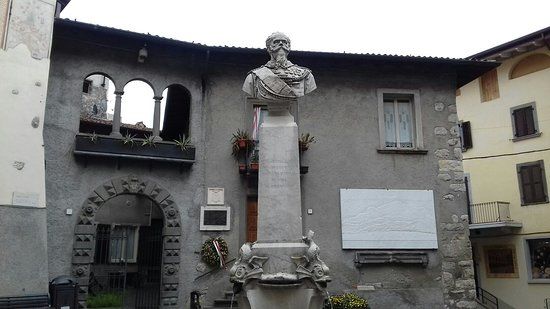 Piazza Vittorio Emanuele